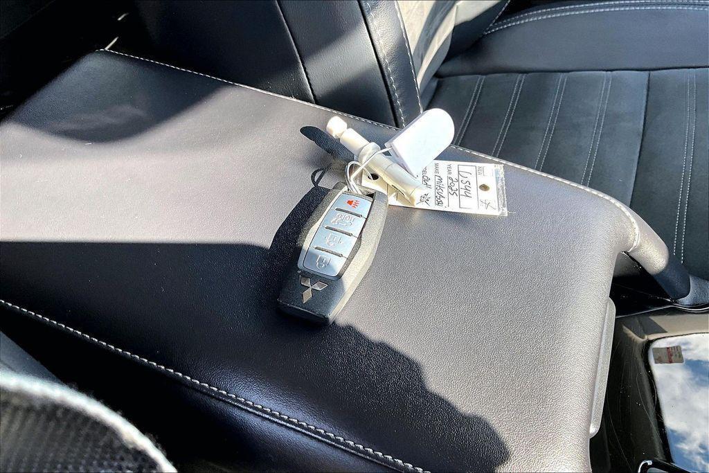 used 2025 Mitsubishi Outlander car, priced at $25,404
