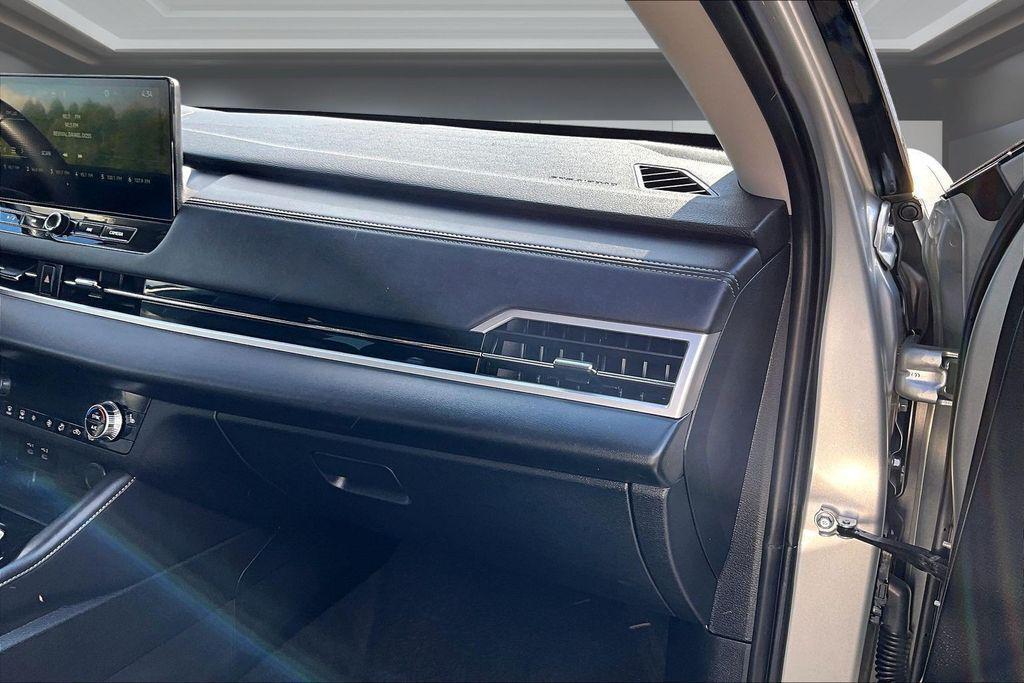 used 2025 Mitsubishi Outlander car, priced at $25,404