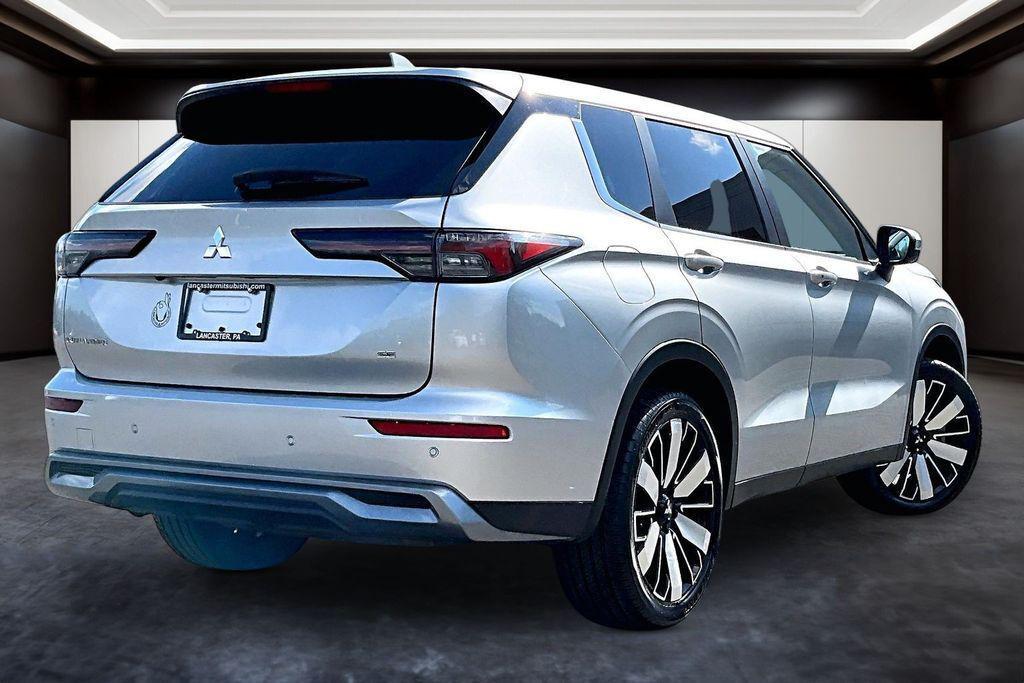 used 2025 Mitsubishi Outlander car, priced at $25,404