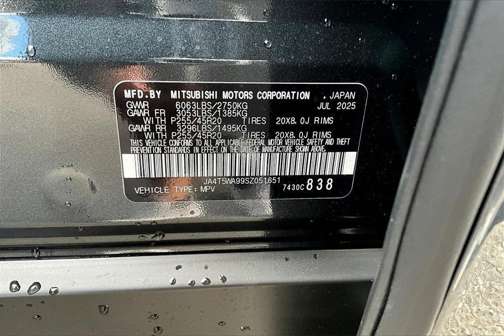 new 2025 Mitsubishi Outlander PHEV car, priced at $41,885