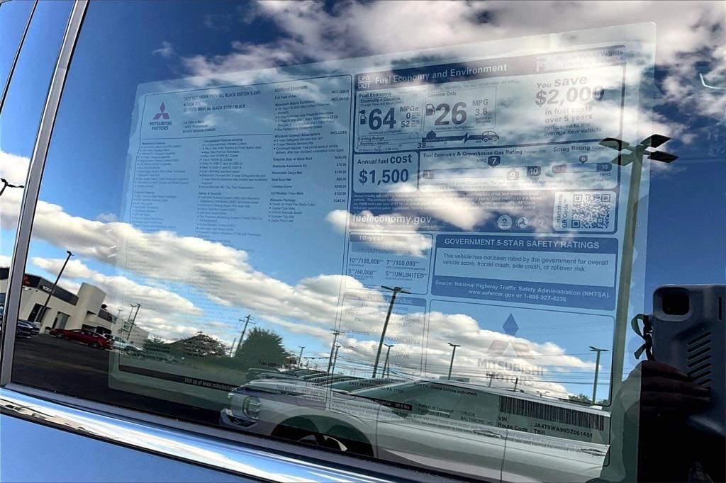 new 2025 Mitsubishi Outlander PHEV car, priced at $41,885