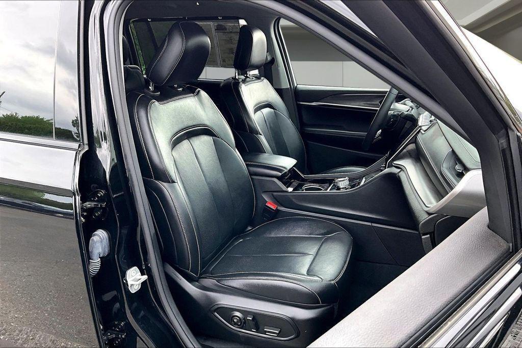 used 2023 Jeep Grand Cherokee L car, priced at $30,184