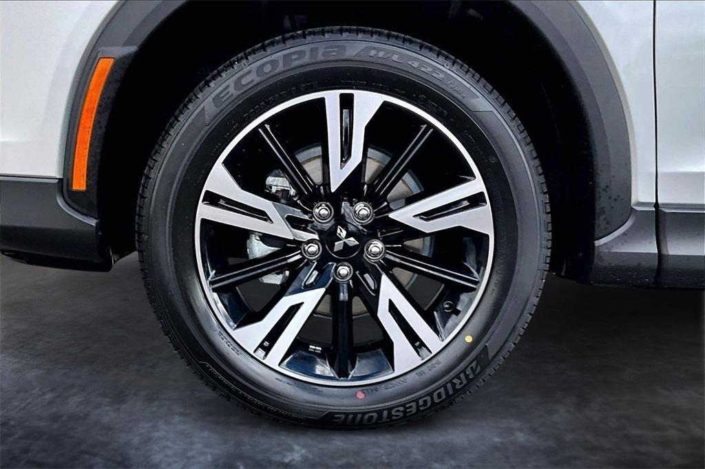 new 2026 Mitsubishi Eclipse Cross car