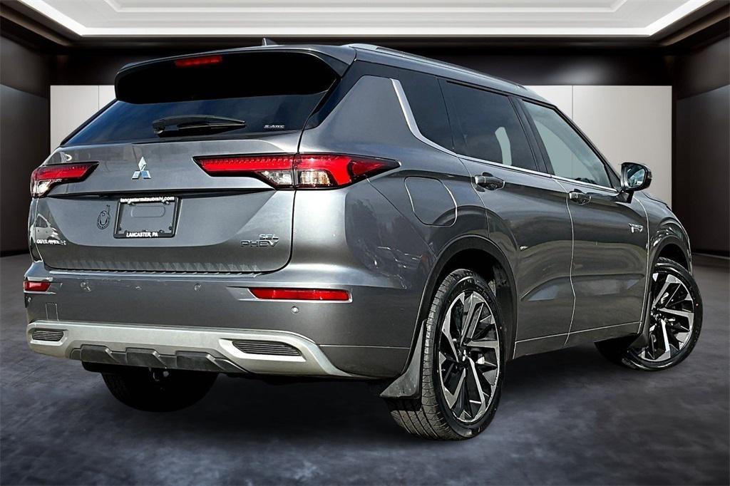 used 2023 Mitsubishi Outlander PHEV car, priced at $26,675