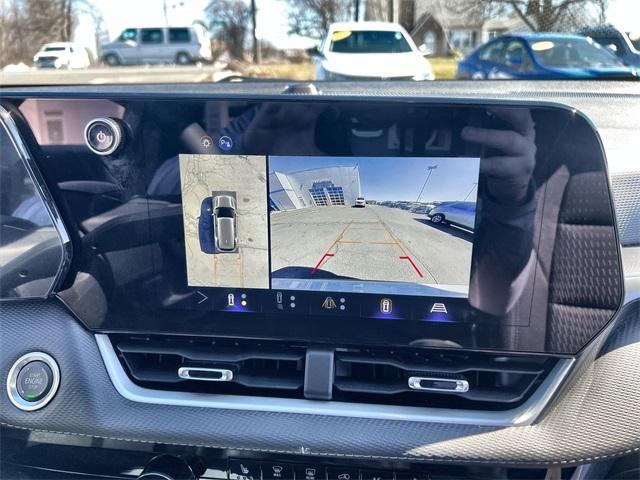 used 2026 Chevrolet Equinox car, priced at $25,890