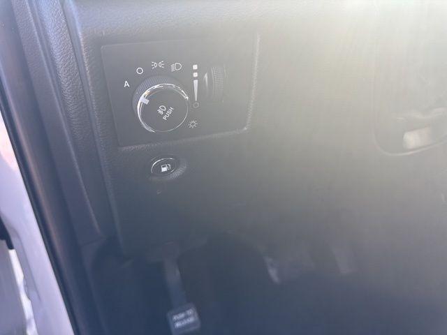 used 2015 Jeep Grand Cherokee car, priced at $9,500