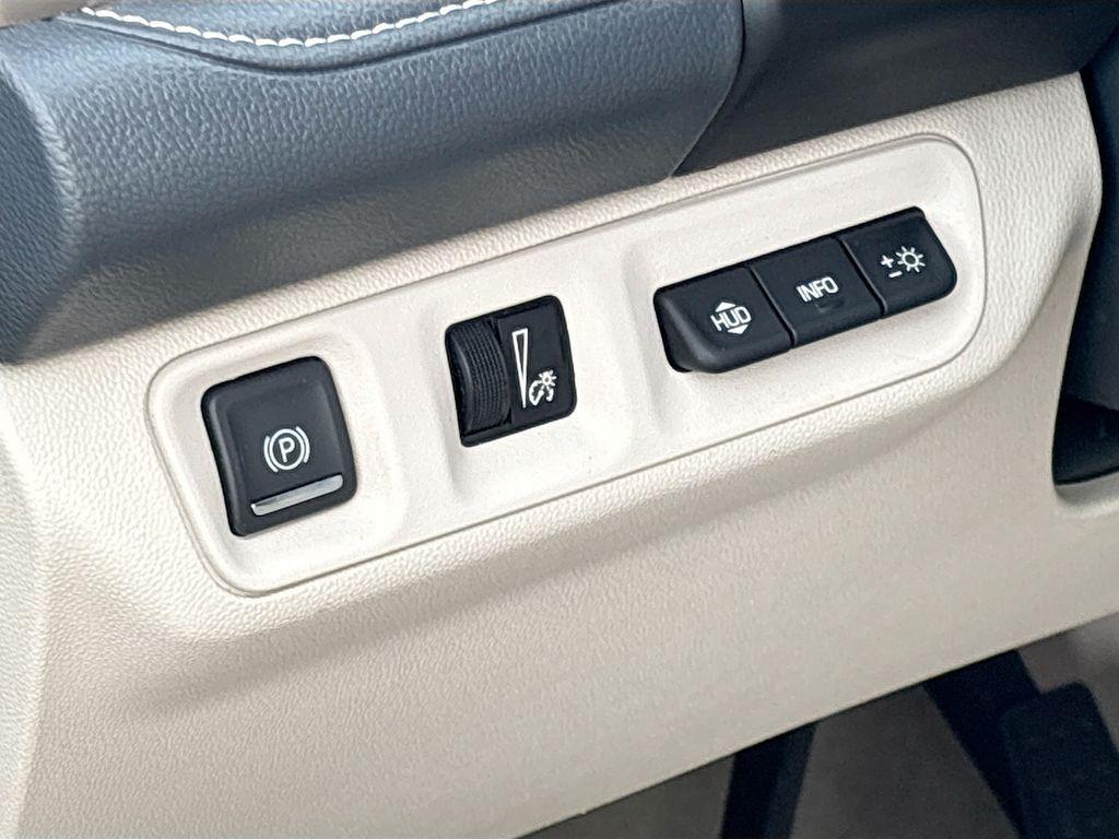 used 2020 GMC Acadia car, priced at $22,900