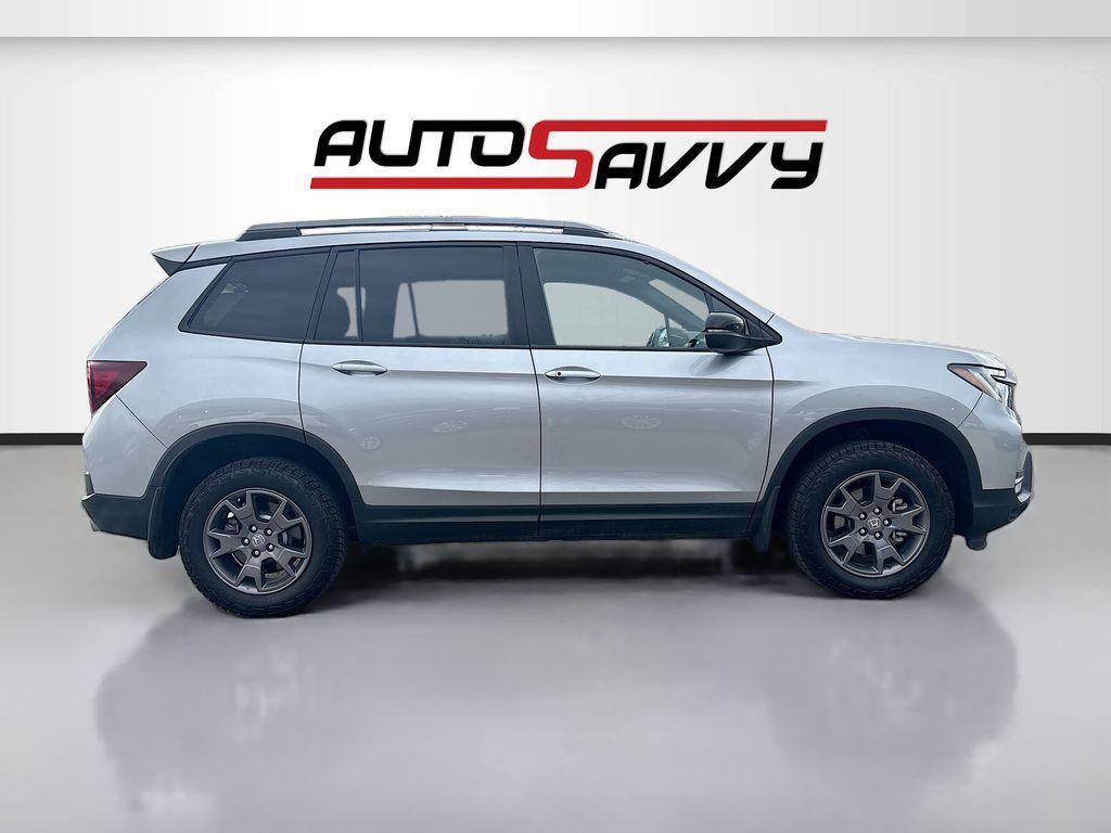 used 2024 Honda Passport car, priced at $31,400