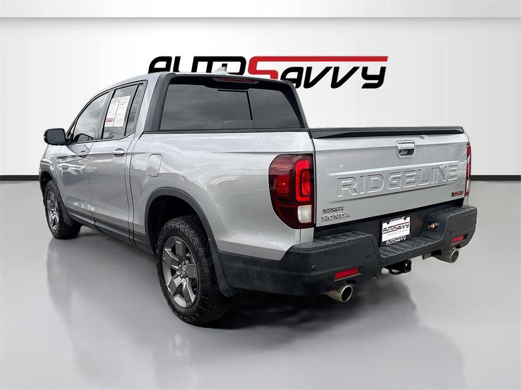 used 2025 Honda Ridgeline car, priced at $31,500