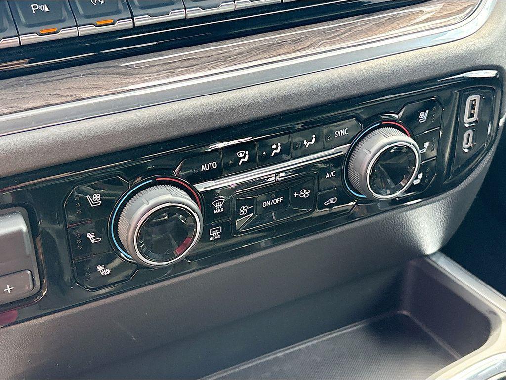 used 2025 Chevrolet Silverado 1500 car, priced at $43,100