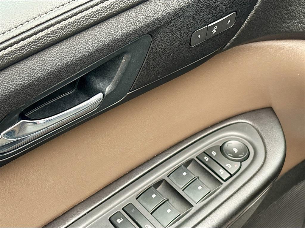 used 2016 GMC Acadia car, priced at $13,000