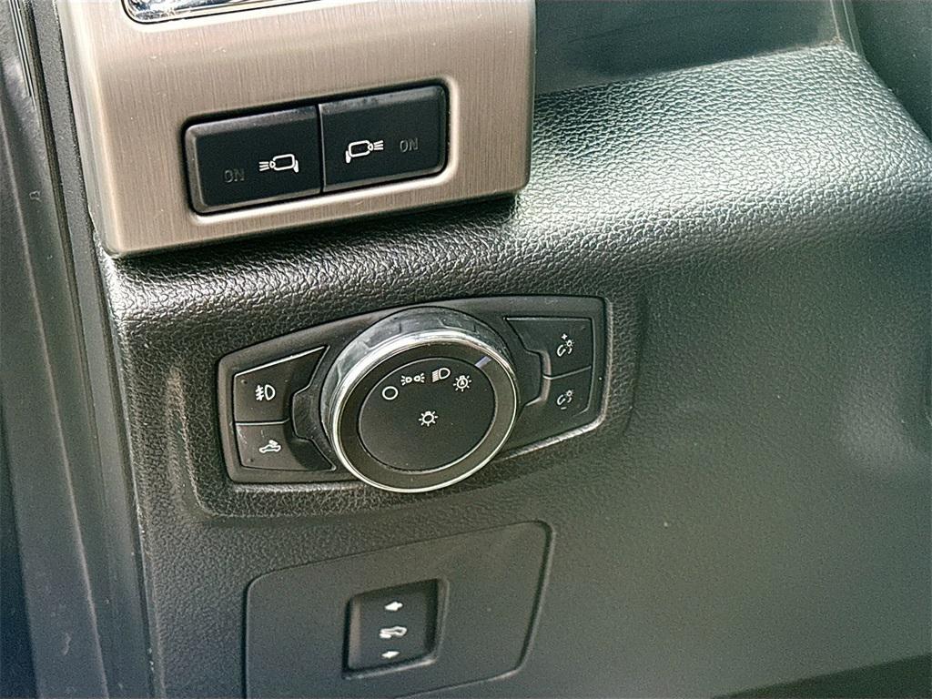 used 2015 Ford F-150 car, priced at $21,200