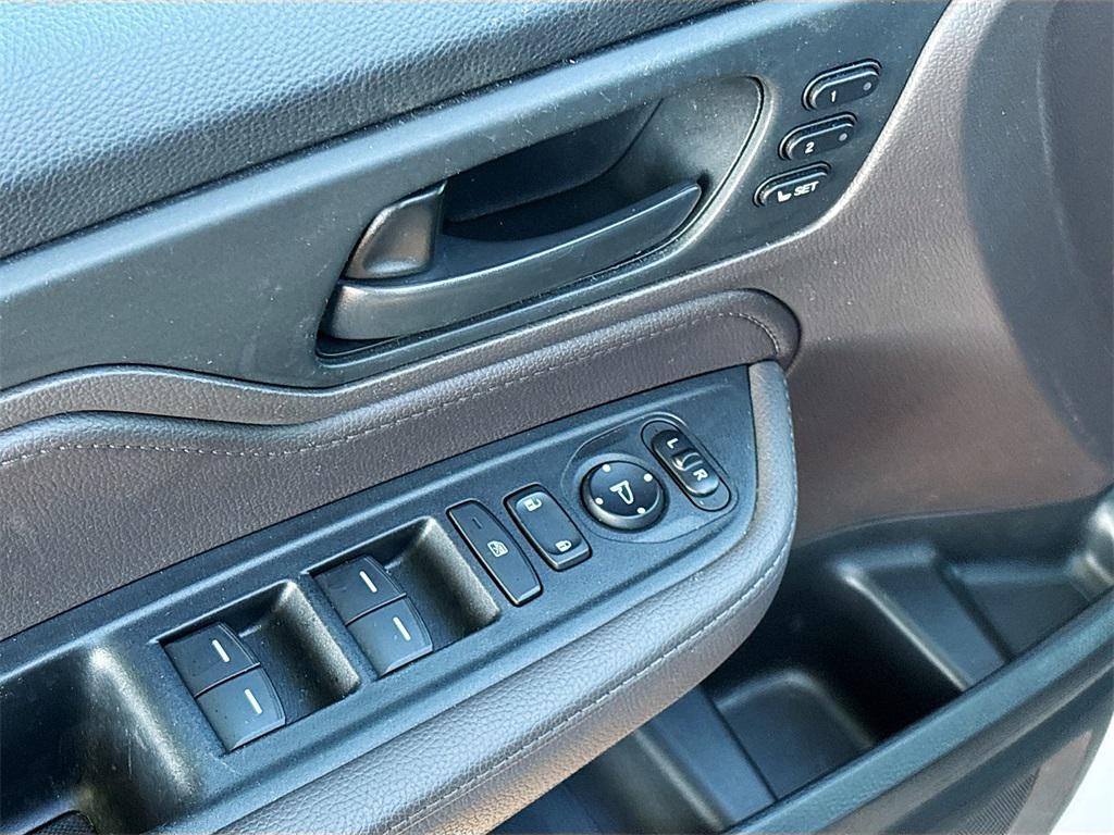 used 2019 Honda Odyssey car, priced at $23,400