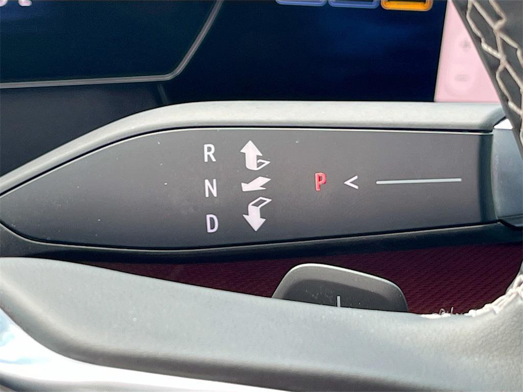 used 2024 Chevrolet Traverse car, priced at $38,200