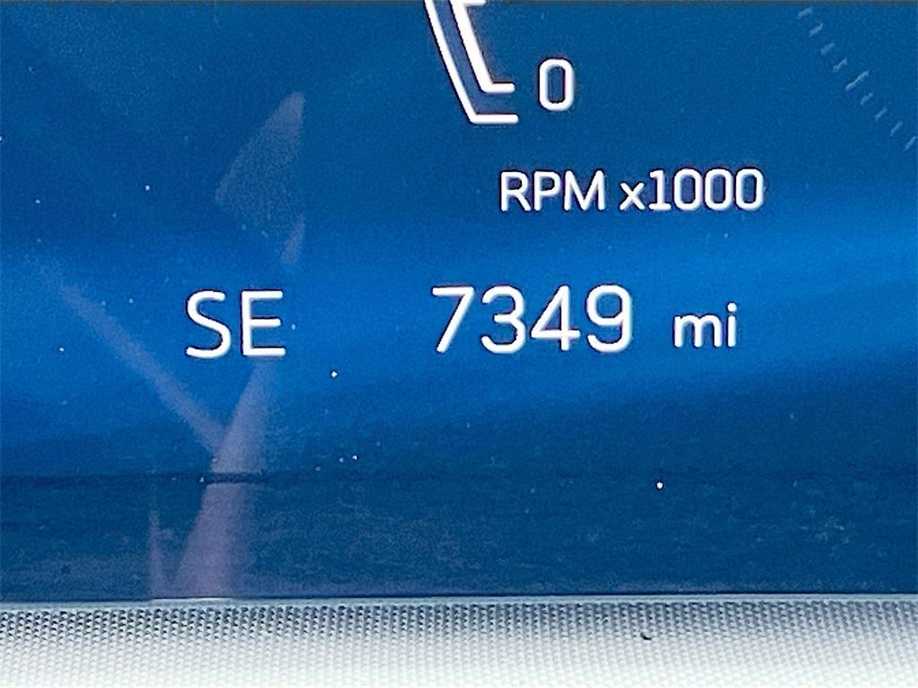 used 2024 Cadillac XT4 car, priced at $27,700