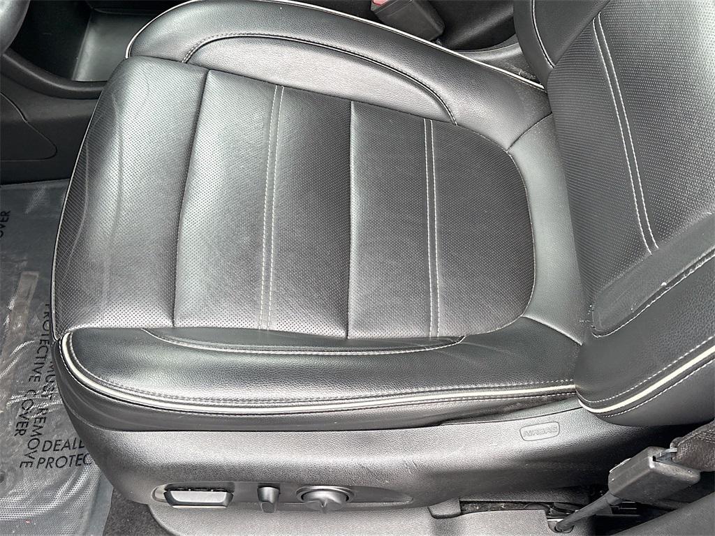 used 2021 GMC Acadia car, priced at $23,300