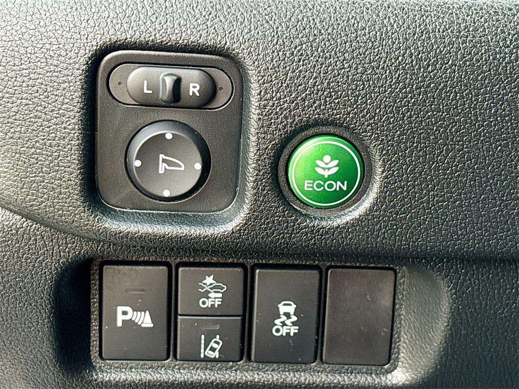 used 2022 Honda Pilot car, priced at $29,100