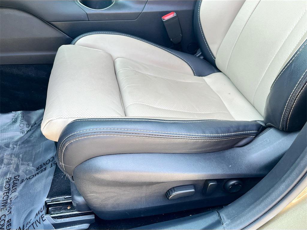 used 2024 Subaru Outback car, priced at $25,300