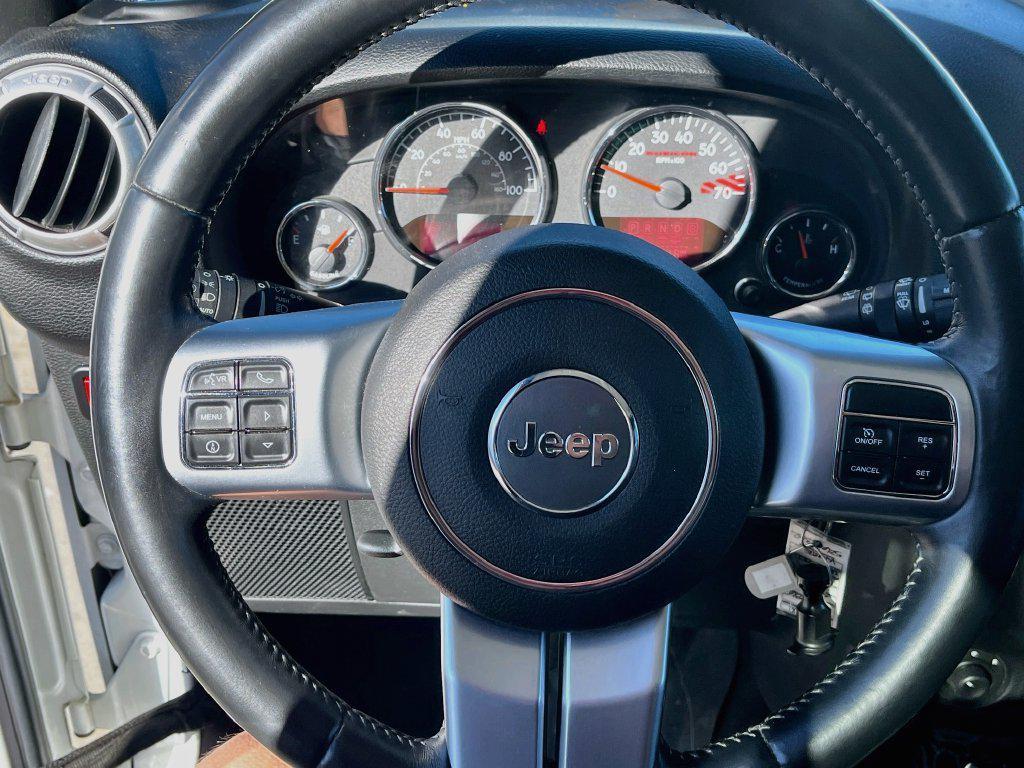 used 2015 Jeep Wrangler Unlimited car, priced at $21,600