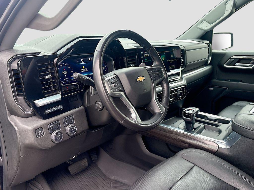 used 2022 Chevrolet Silverado 1500 car, priced at $39,200