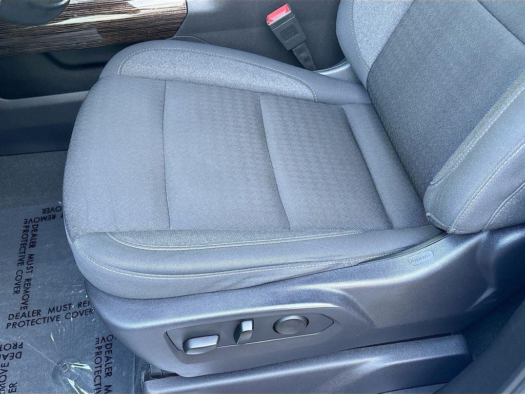 used 2024 GMC Sierra 1500 car, priced at $39,600