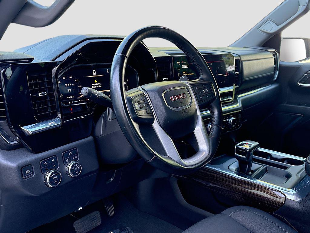 used 2024 GMC Sierra 1500 car, priced at $39,600
