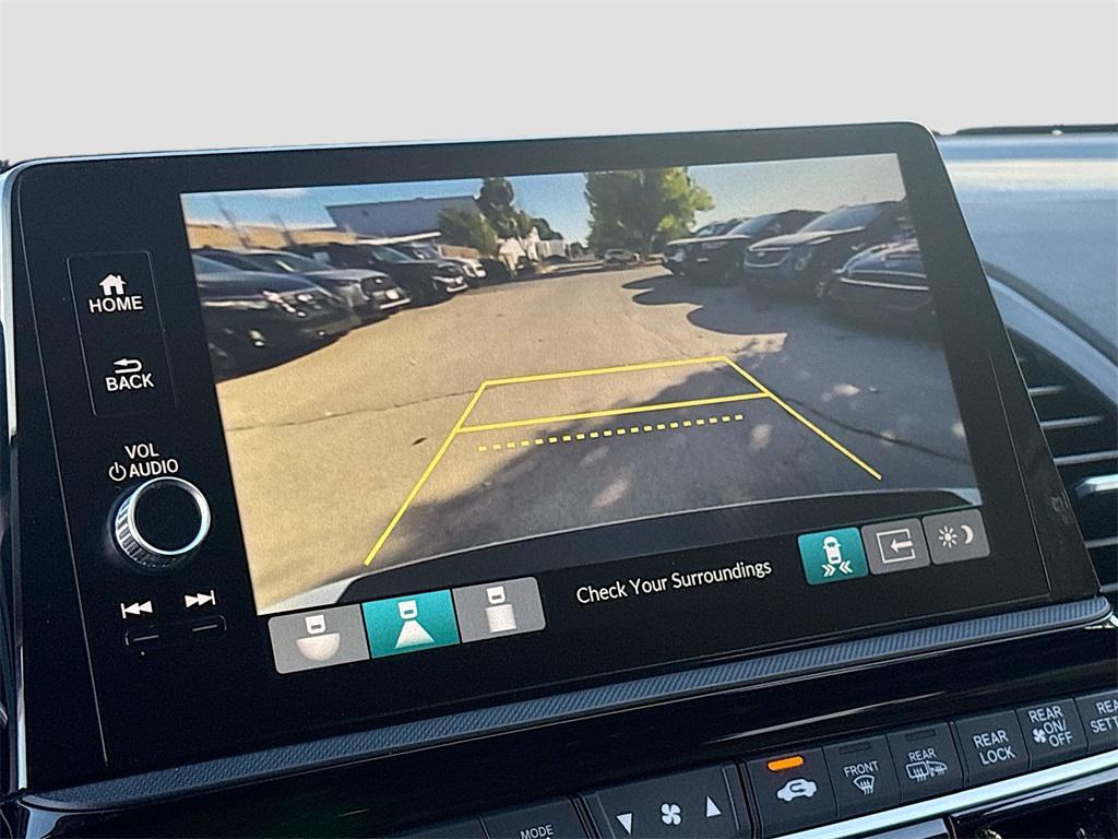 used 2025 Honda Odyssey car, priced at $37,800