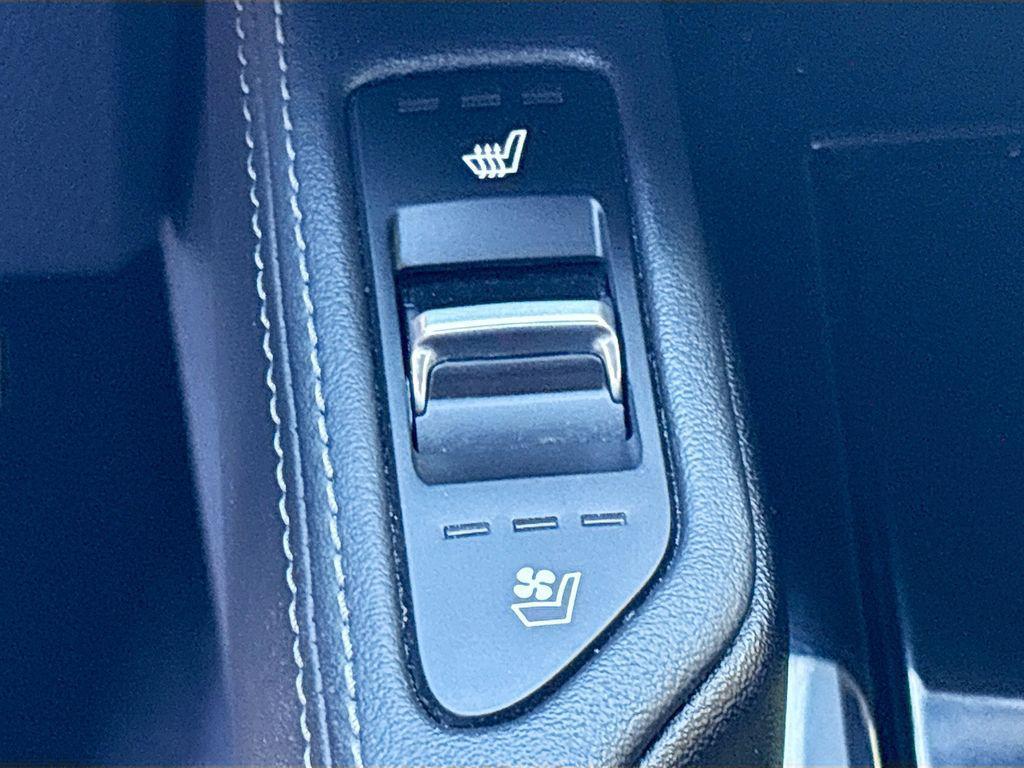 used 2024 Kia Telluride car, priced at $32,200