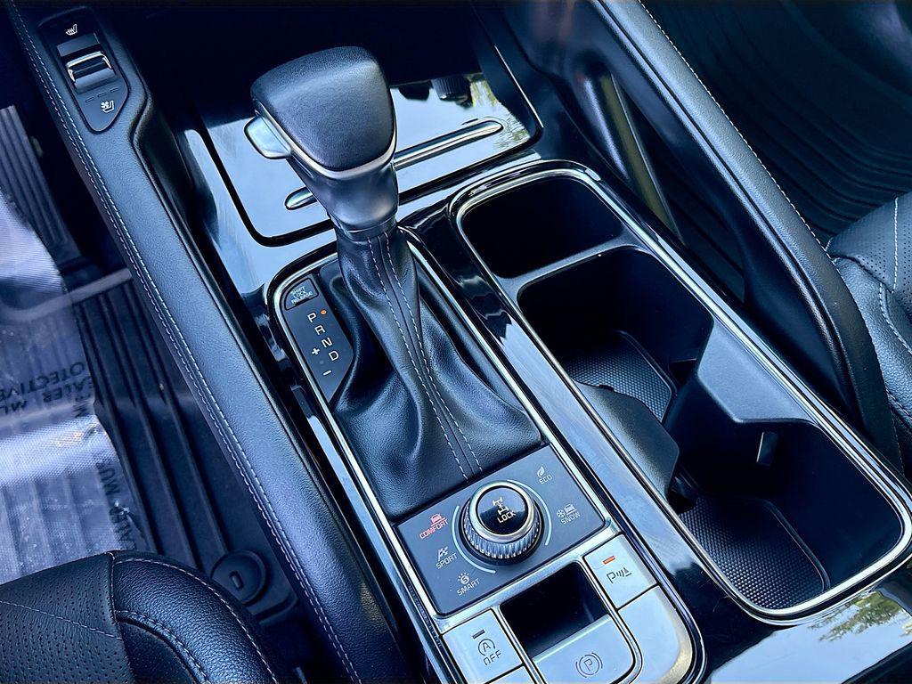 used 2024 Kia Telluride car, priced at $32,200