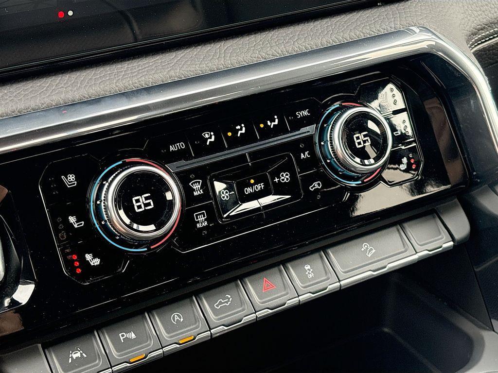 used 2025 GMC Sierra 1500 car, priced at $53,600