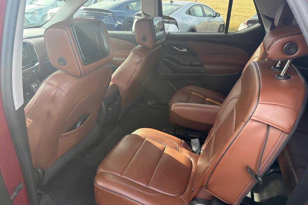 used 2018 Chevrolet Traverse car, priced at $15,995
