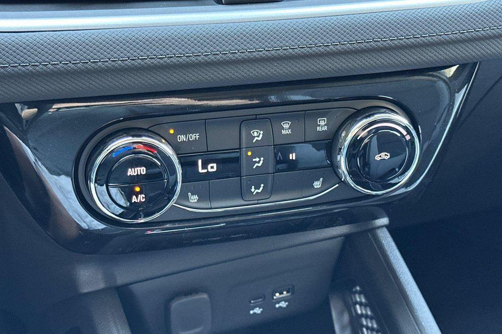 new 2026 Chevrolet TrailBlazer car, priced at $28,470