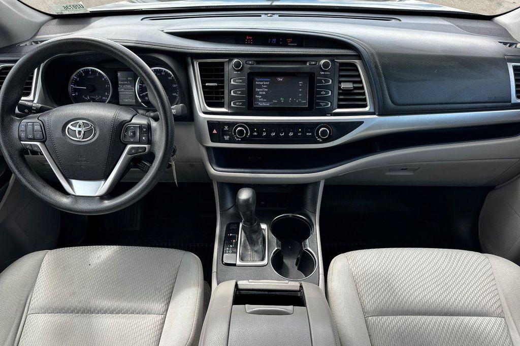 used 2017 Toyota Highlander car, priced at $19,395