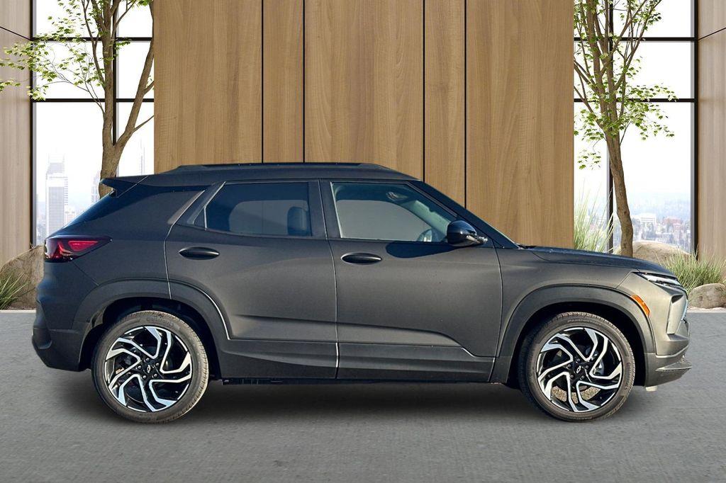new 2026 Chevrolet TrailBlazer car, priced at $32,270