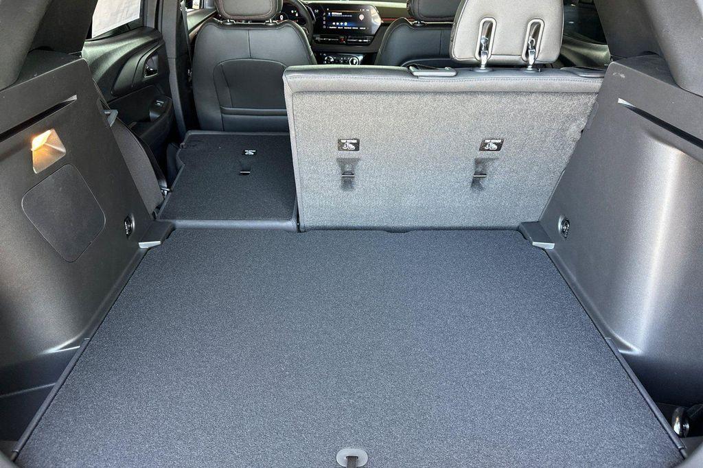 new 2026 Chevrolet TrailBlazer car, priced at $32,270