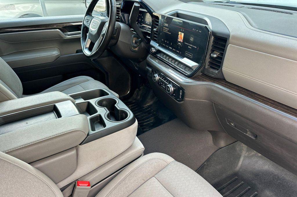 used 2024 GMC Sierra 1500 car, priced at $34,709