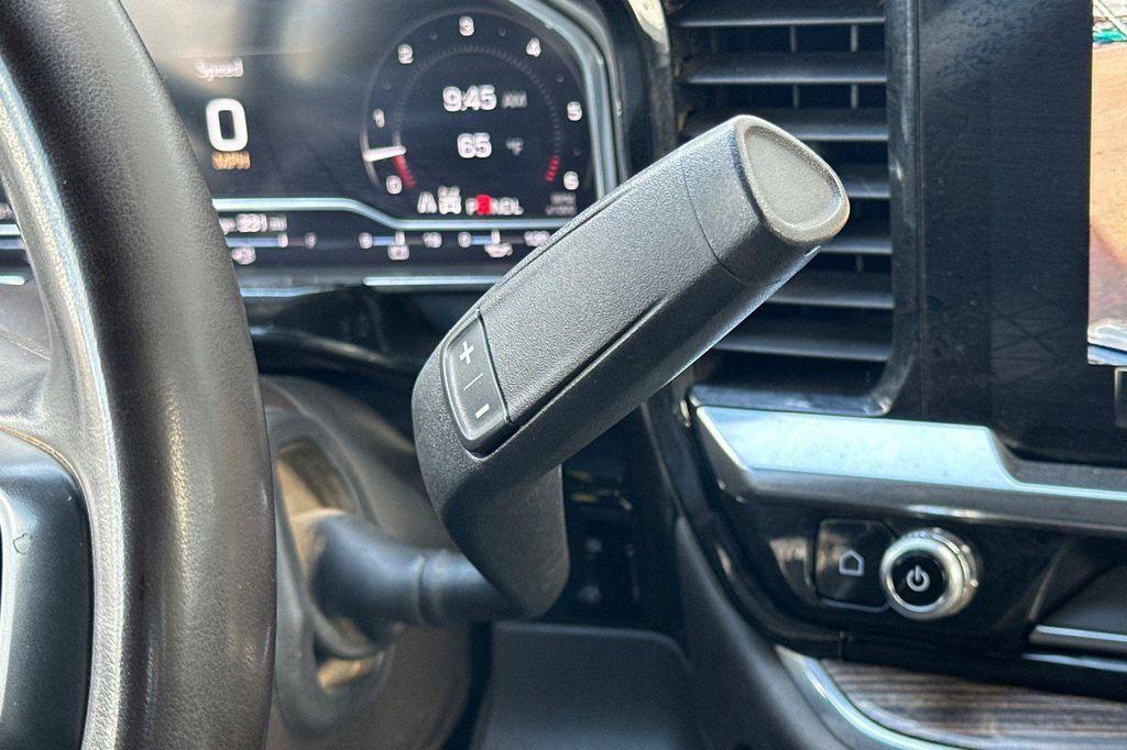 used 2024 GMC Sierra 1500 car, priced at $34,709