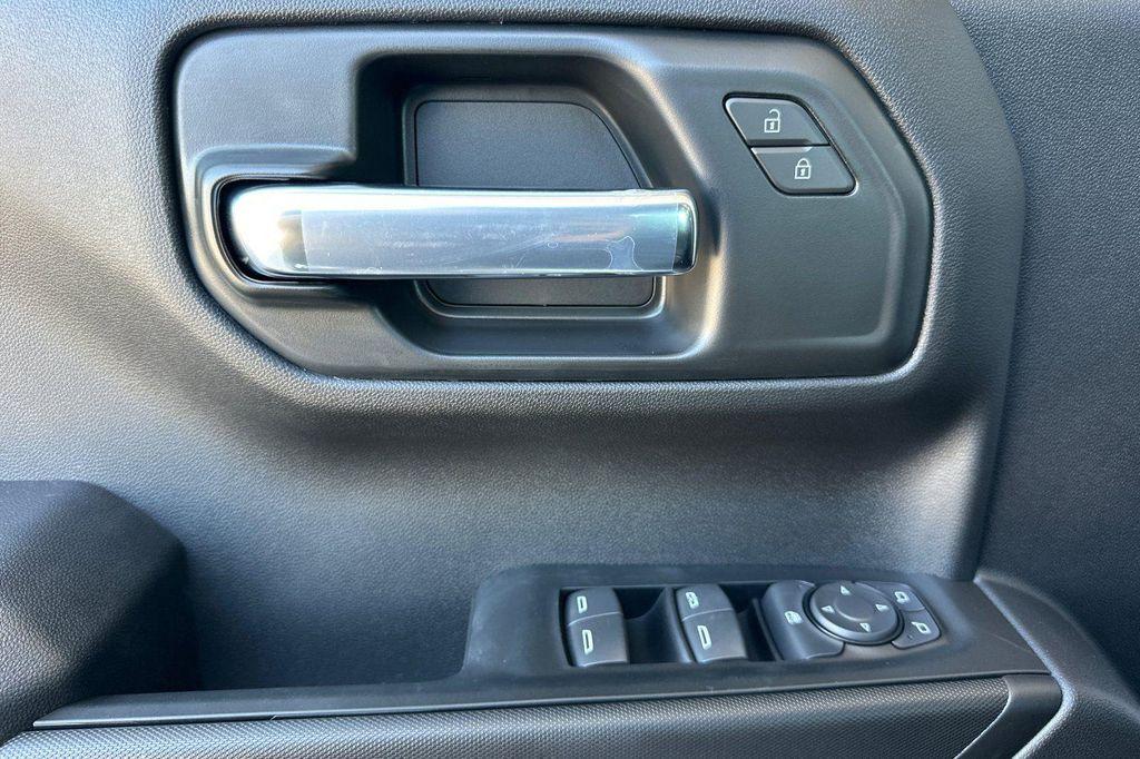 new 2026 Chevrolet Silverado 1500 car, priced at $42,195