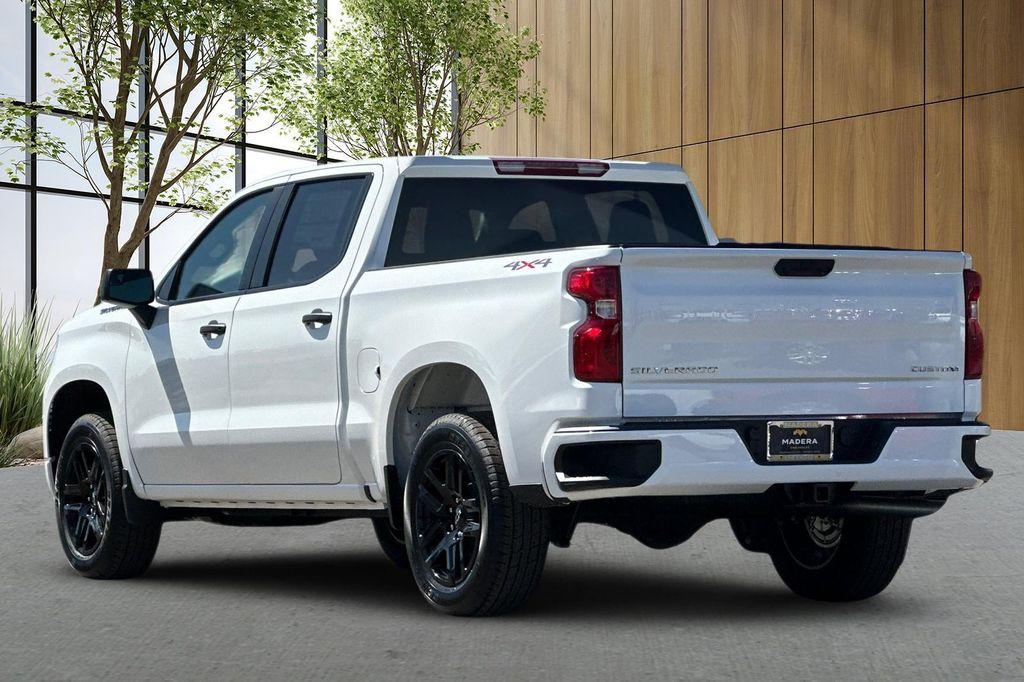 new 2026 Chevrolet Silverado 1500 car, priced at $42,195