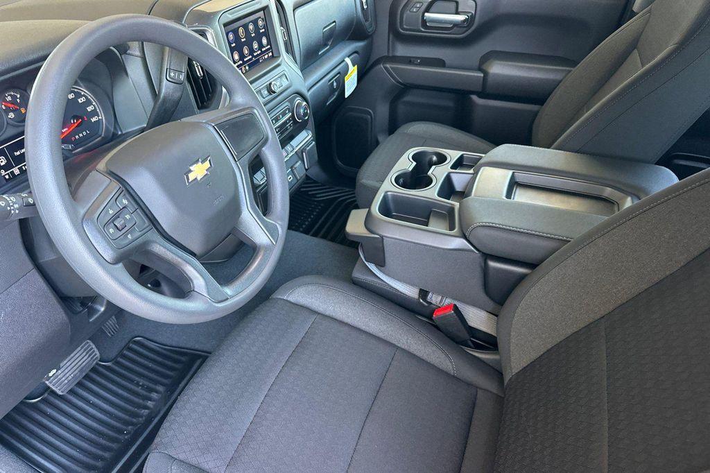new 2026 Chevrolet Silverado 1500 car, priced at $42,195