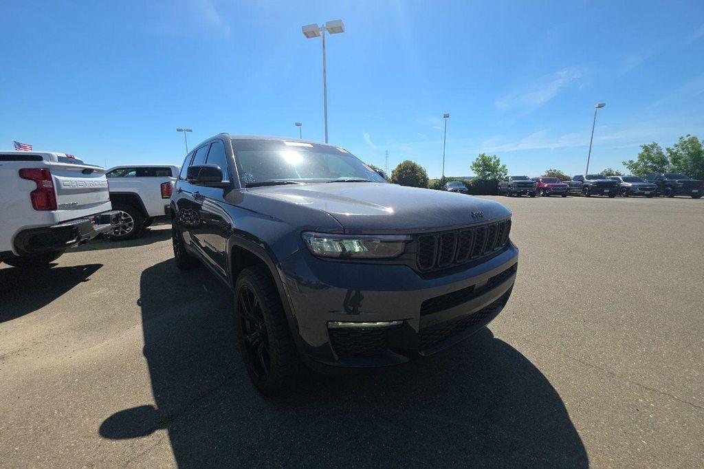 used 2022 Jeep Grand Cherokee L car, priced at $31,195