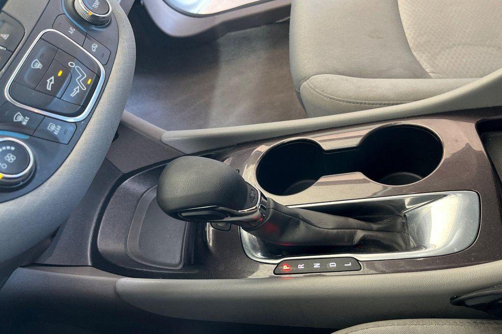 used 2022 Chevrolet Malibu car, priced at $13,622