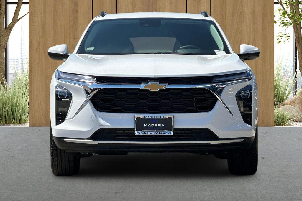 new 2026 Chevrolet Trax car, priced at $23,585