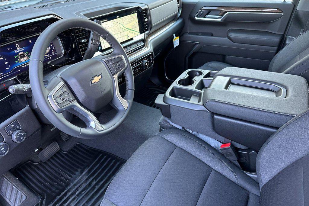 new 2025 Chevrolet Silverado 1500 car, priced at $46,045