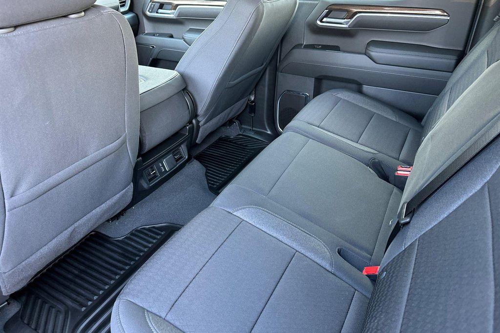 new 2025 Chevrolet Silverado 1500 car, priced at $46,045