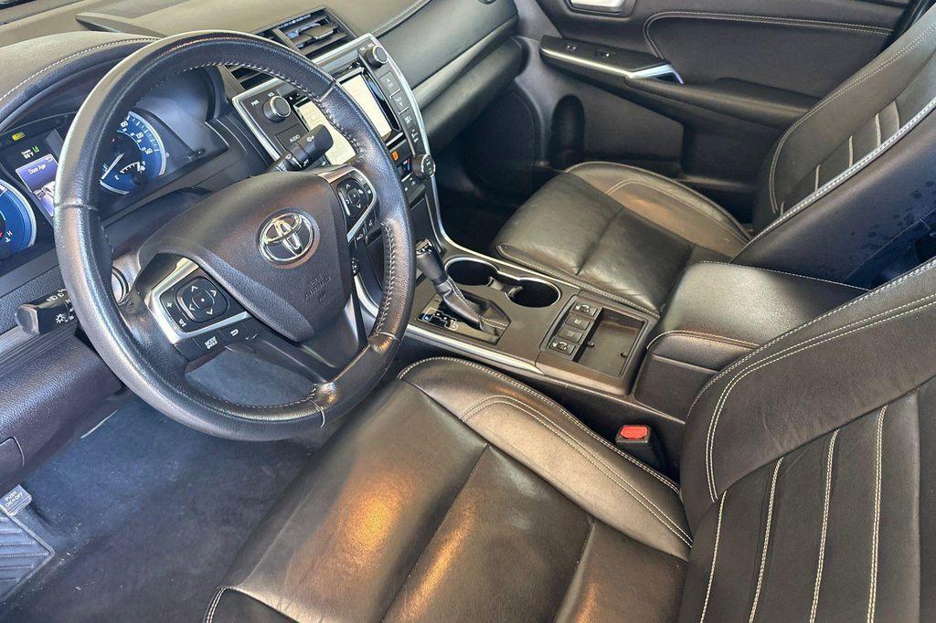 used 2017 Toyota Camry Hybrid car, priced at $16,423