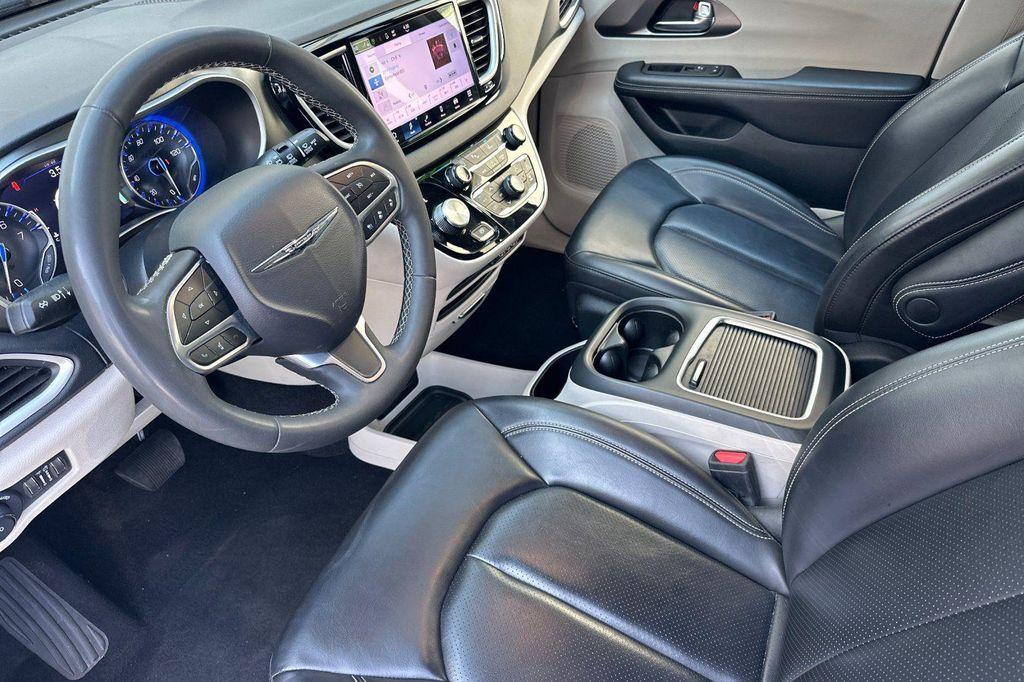 used 2023 Chrysler Pacifica car, priced at $23,295