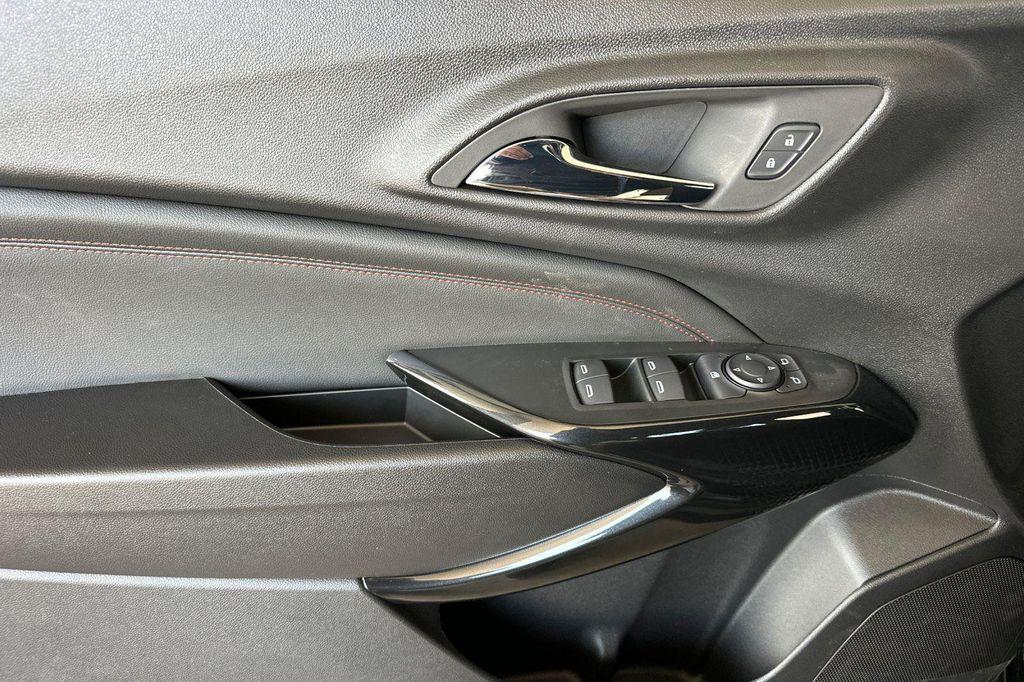 new 2026 Chevrolet Trax car, priced at $27,385