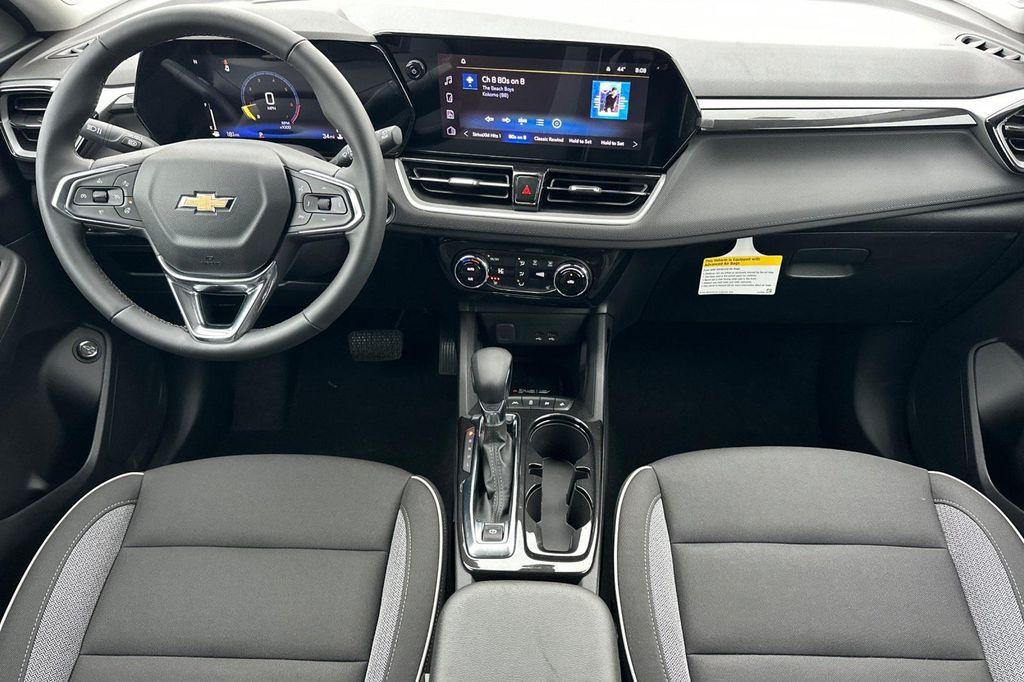 new 2025 Chevrolet TrailBlazer car, priced at $30,099