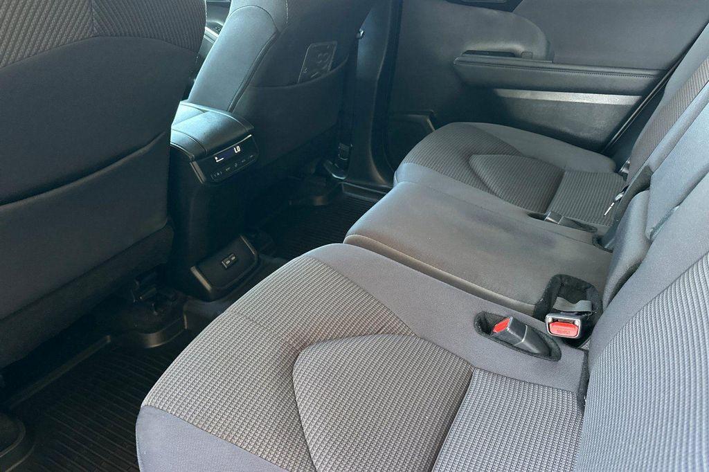 used 2024 Toyota Highlander Hybrid car, priced at $39,795